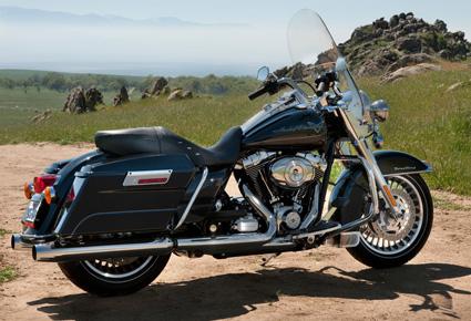 HARLEY-DAVIDSON  تطرح طراز Road King 